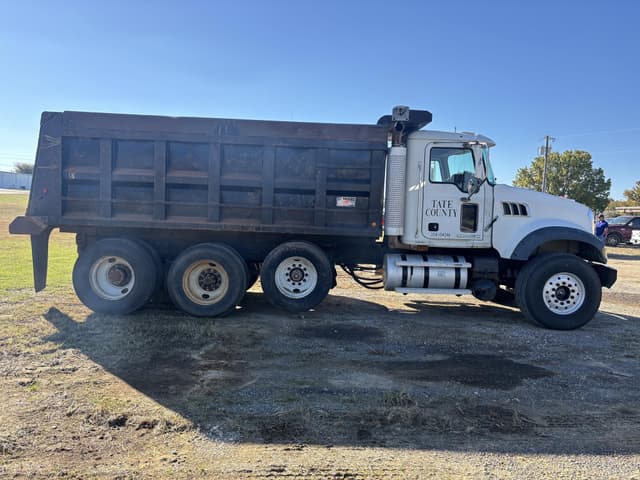 Image of Mack CTP713 equipment image 4