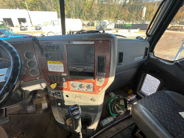 Image of Mack CTP713 equipment image 3