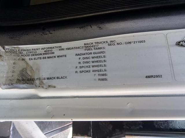 Image of Mack CTP713 equipment image 4
