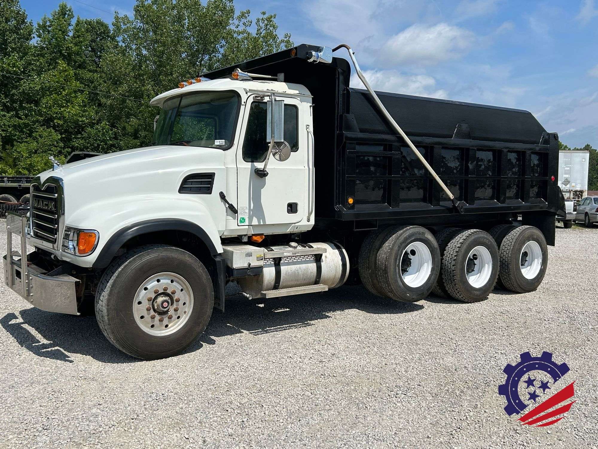 2007 Mack Granite CV713 Equipment Image0
