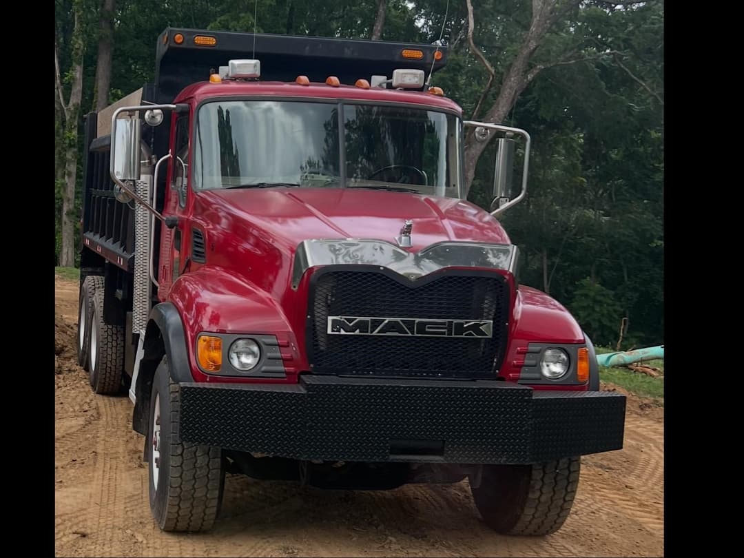 Image of Mack Granite Image 1