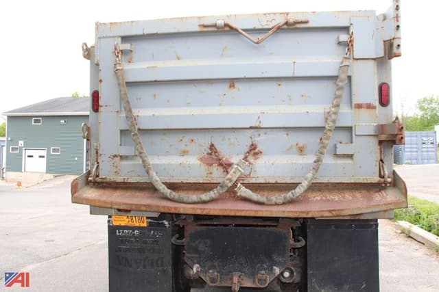 Image of Mack Granite equipment image 4
