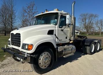 Main image Mack Granite