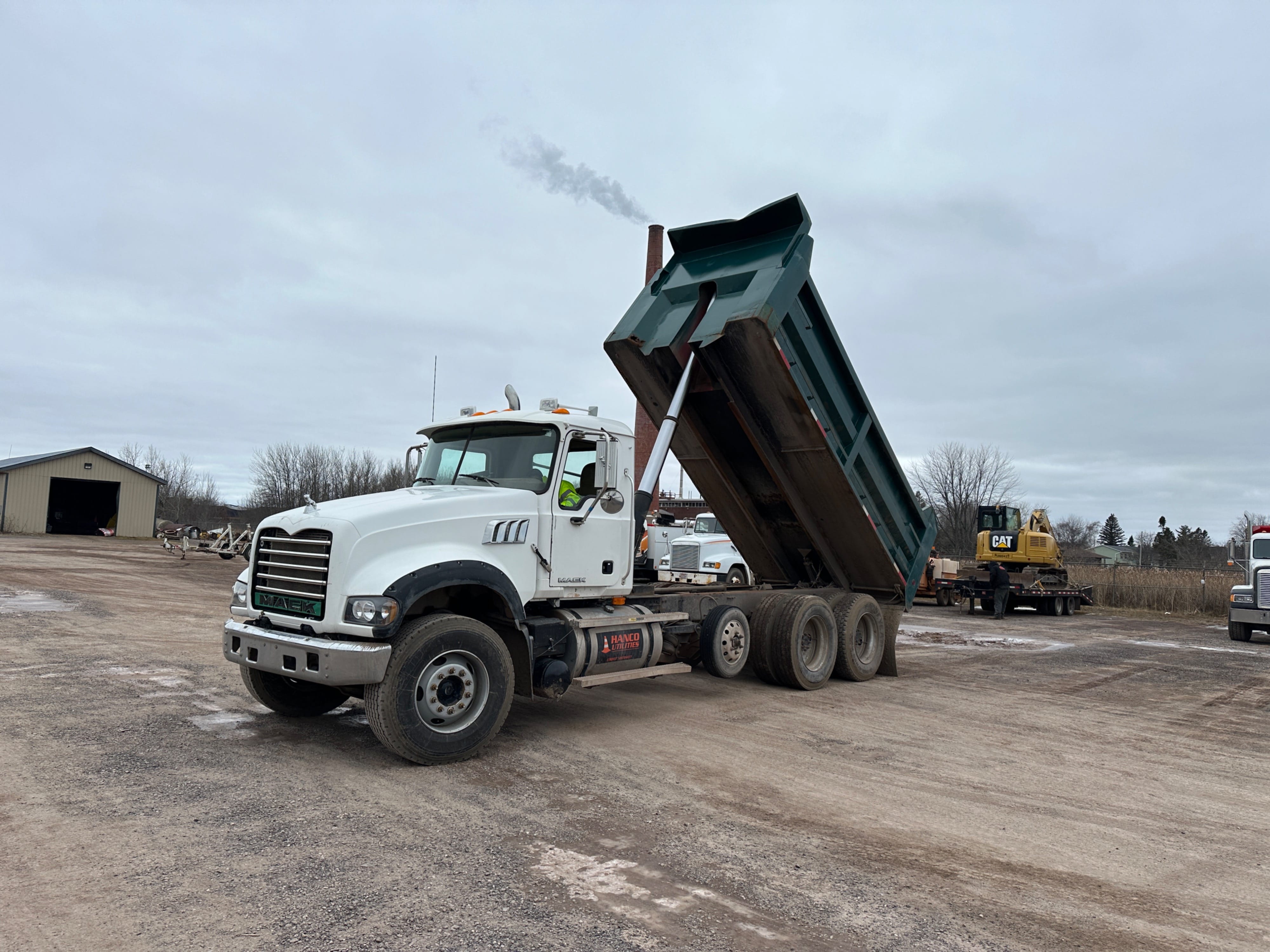 Main image Mack GU713