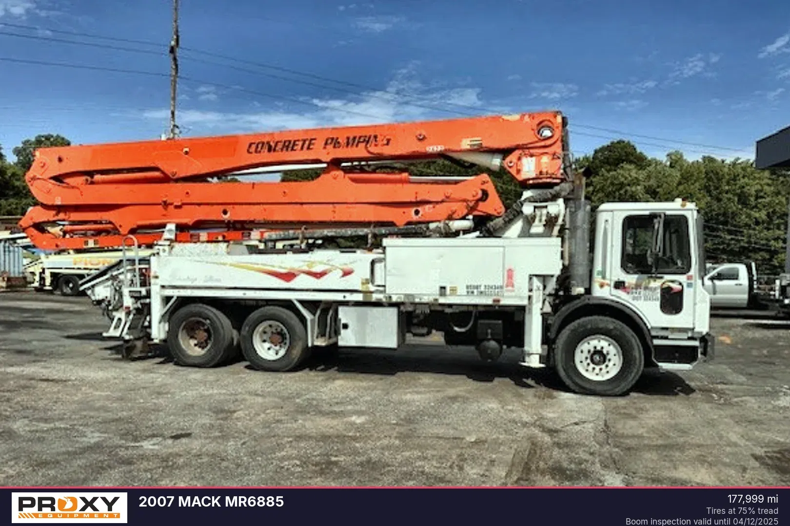 2007 Mack MR688S Equipment Image0