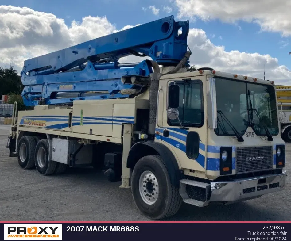 2007 Mack MR688S Equipment Image0