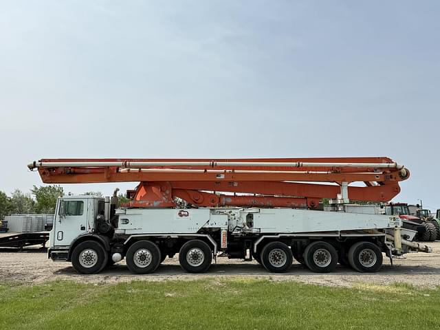 Image of Mack MR688S equipment image 1