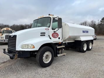 Main image Mack Pinnacle CXP613