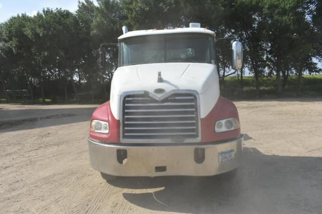 Image of Mack Vision CNX613 equipment image 4
