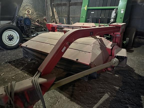Image of Massey Ferguson 1359 equipment image 4