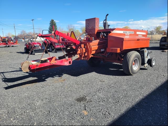 Image of Massey Ferguson 1843S equipment image 2