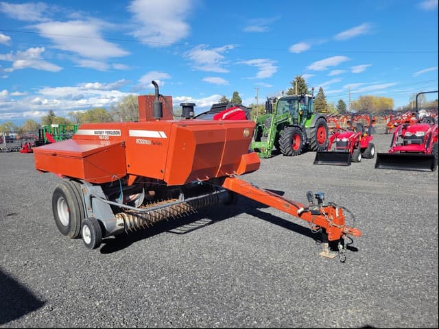 Image of Massey Ferguson 1843S equipment image 3