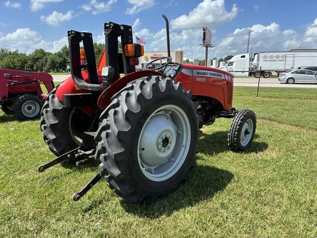 Image of Massey Ferguson 2605 equipment image 4