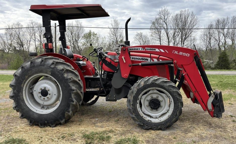 Image of Massey Ferguson 2625 Primary image