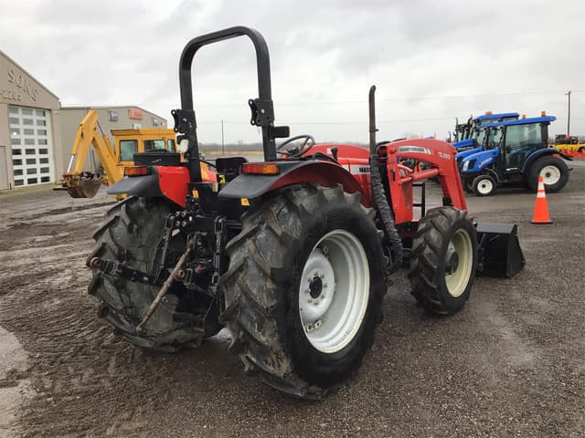 Image of Massey Ferguson 3635 equipment image 4