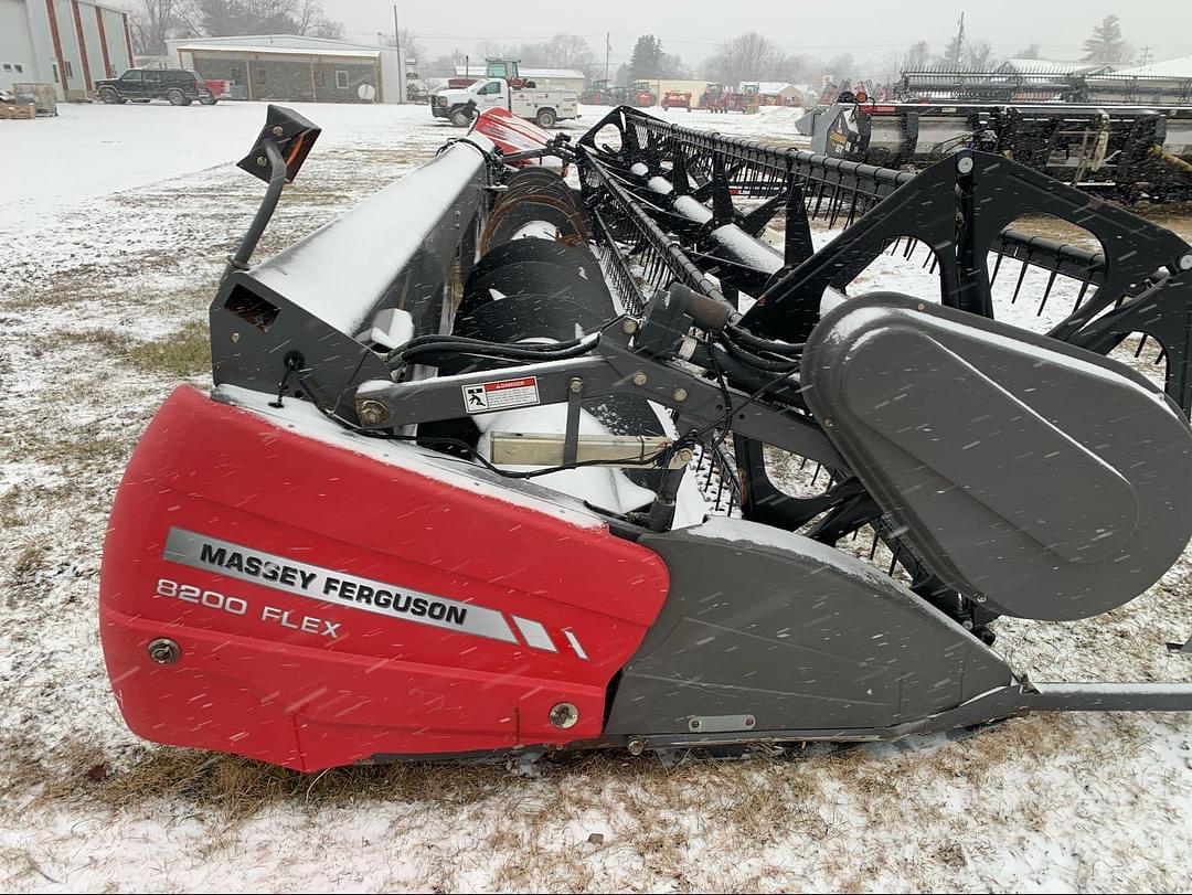 Image of Massey Ferguson 8200 Primary image