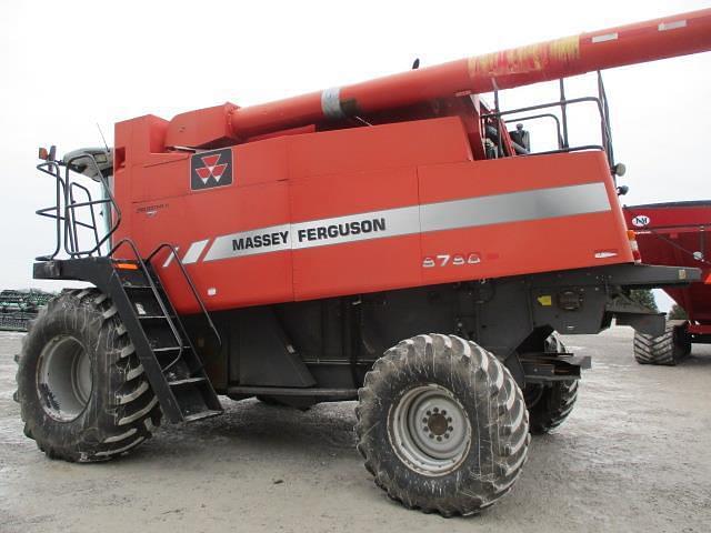 Image of Massey Ferguson 9790 equipment image 4