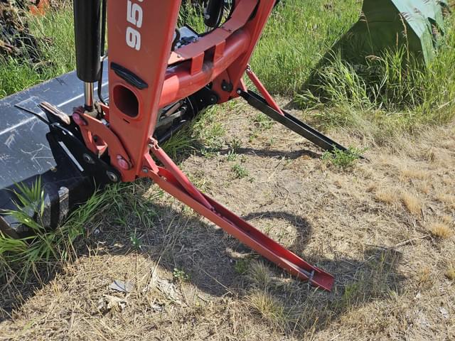 Image of Massey Ferguson 955 equipment image 3