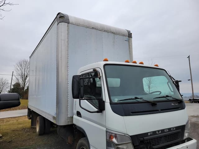 Image of Mitsubishi Fuso FE180 equipment image 2