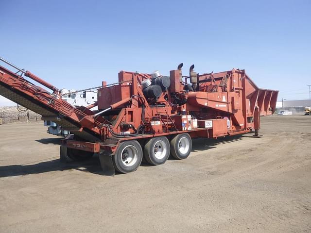 Image of Morbark 7600 equipment image 2