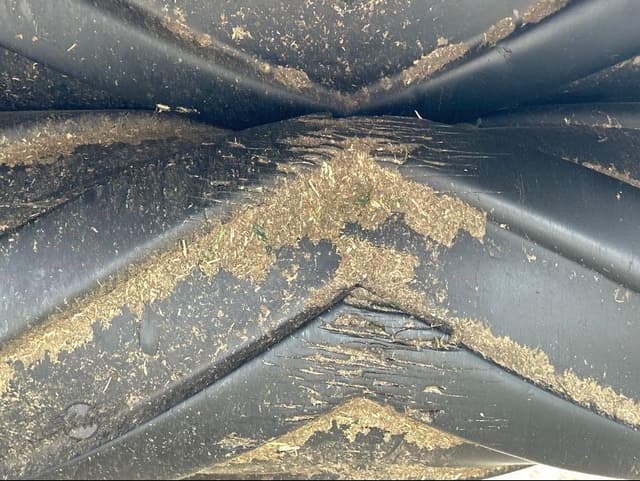 Image of New Holland 1409 equipment image 4