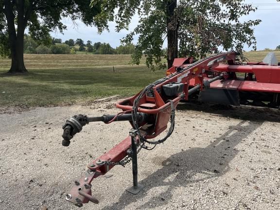 Image of New Holland 1431 equipment image 3