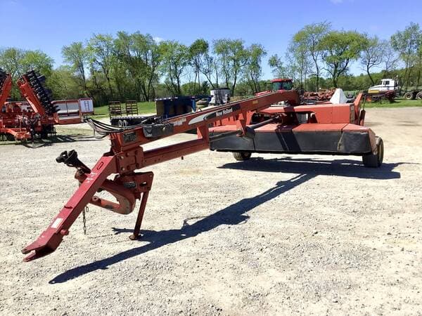 Image of New Holland 1431 equipment image 3