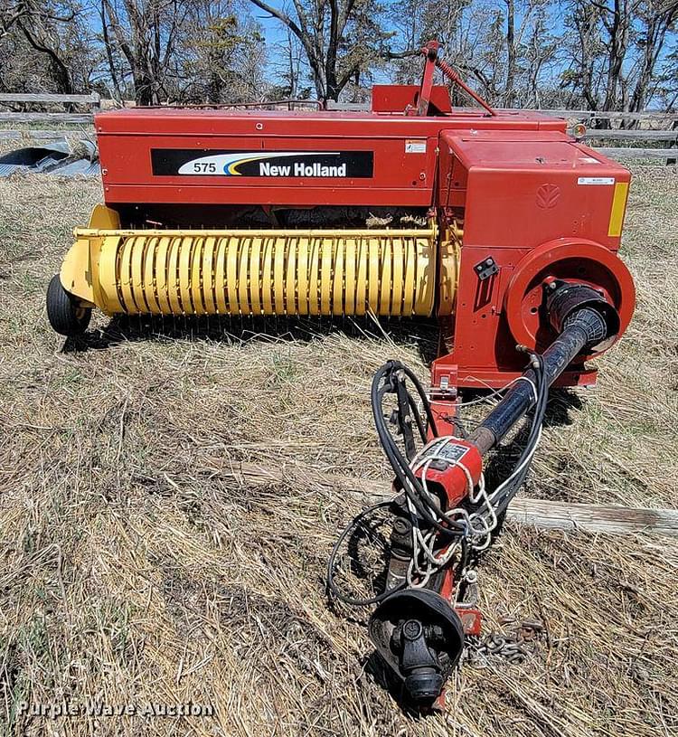 Main image New Holland 575 1