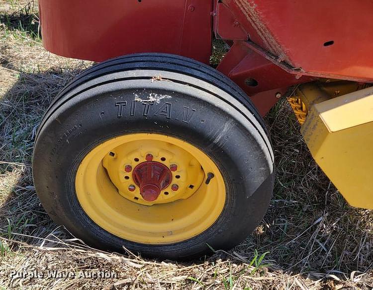 Main image New Holland 575 31