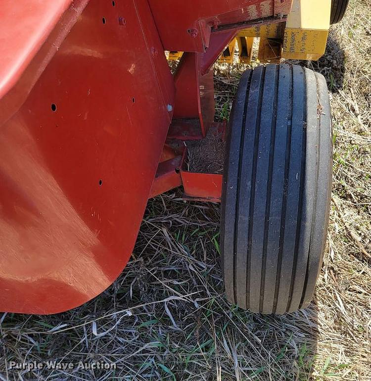 Main image New Holland 575 32