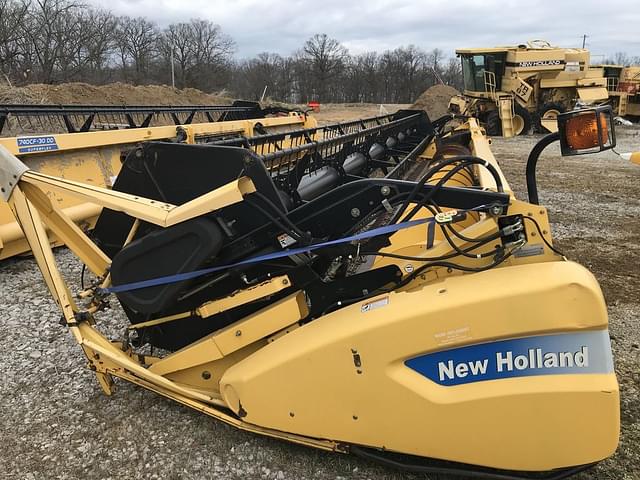 Image of New Holland 74C equipment image 2