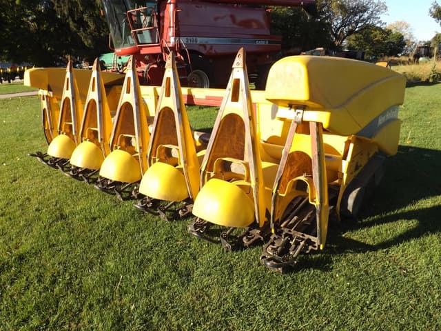 Image of New Holland 98C equipment image 2