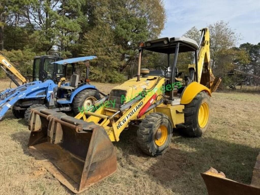 Image of New Holland B95 Primary image