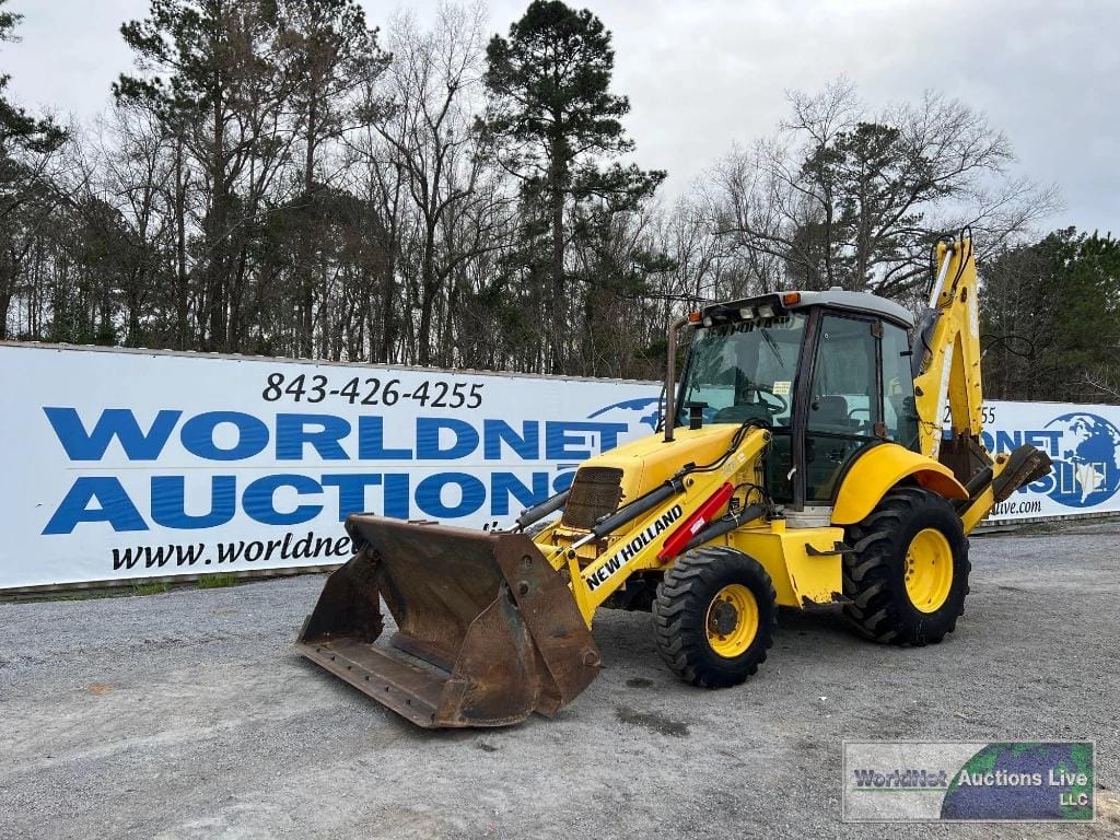 Main image New Holland B95