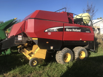 Main image New Holland BB940A