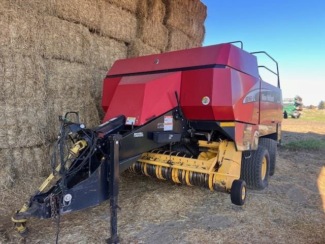 Main image New Holland BB960