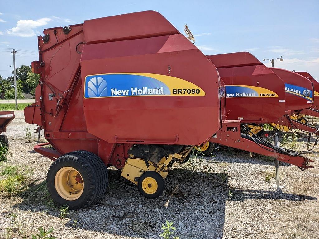 Image of New Holland BR7090 Primary image