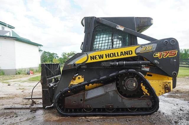 Image of New Holland C175 equipment image 1