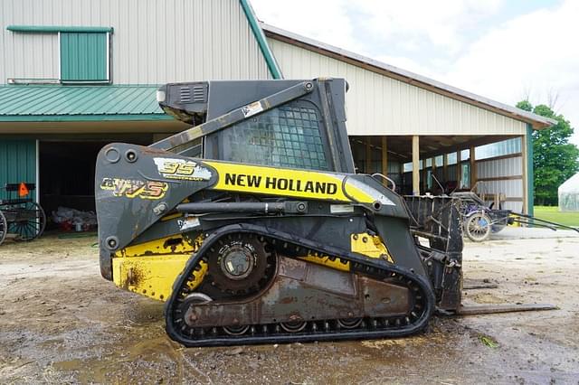 Image of New Holland C175 equipment image 2