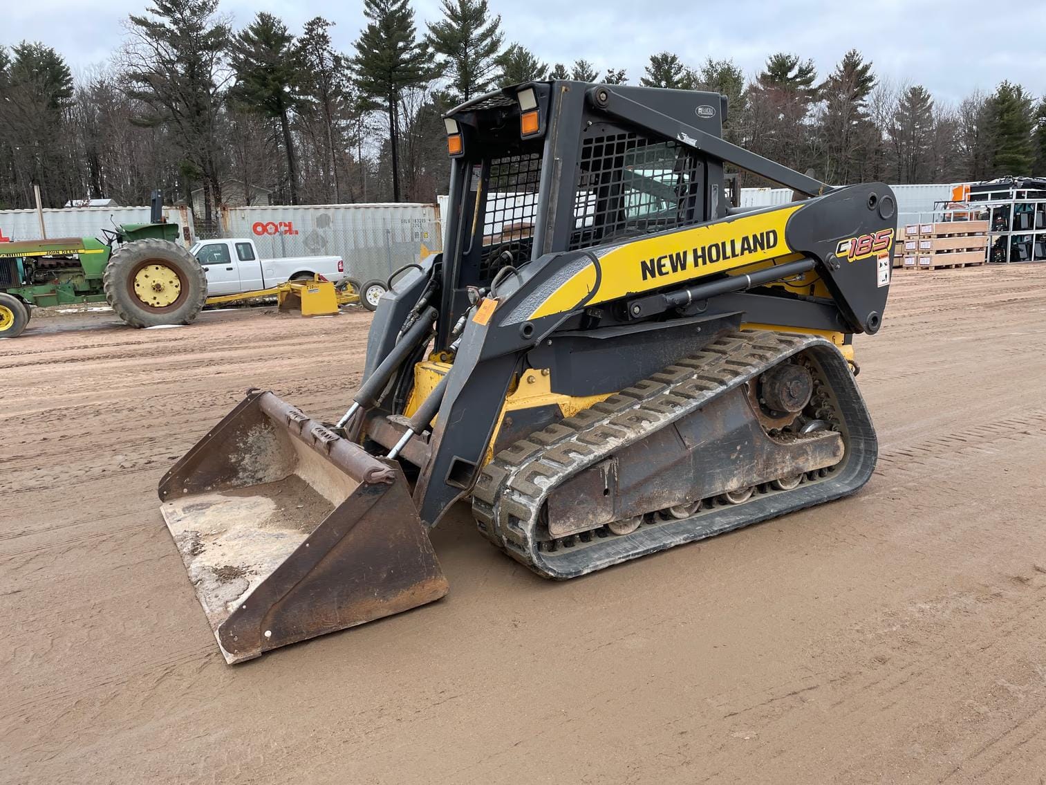 2007 New Holland C185 Equipment Image0