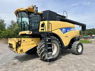 Main image New Holland CR9040 1