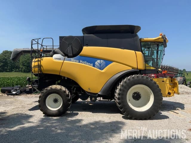 Image of New Holland CR9060 equipment image 3