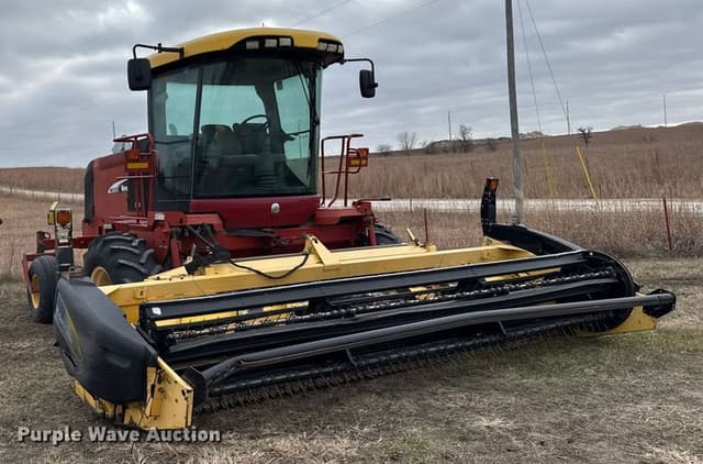 Image of New Holland HW325 equipment image 2