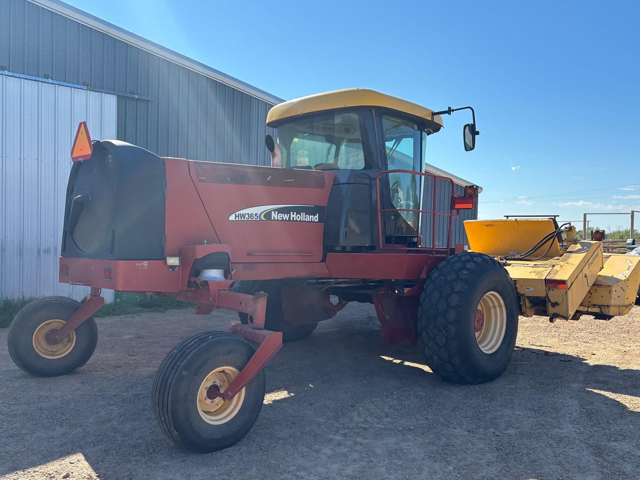 2007 New Holland HW365 Equipment Image0