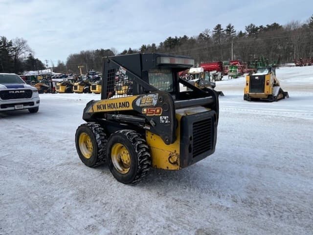 Image of New Holland L150 equipment image 4