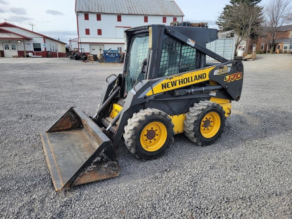 2007 New Holland L170 Equipment Image0