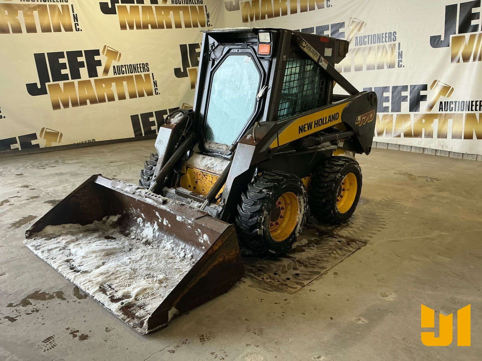 2007 New Holland L170 Equipment Image0