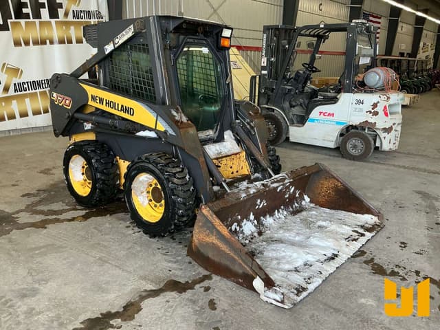 Image of New Holland L170 equipment image 2