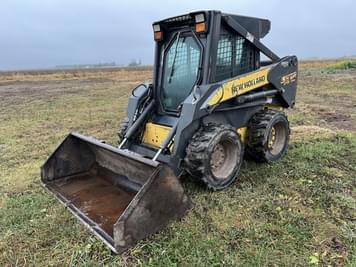 Main image New Holland L175