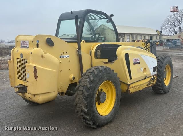 Image of New Holland M427 equipment image 4